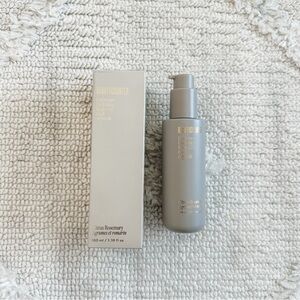 beautycounter Primer Bottle in Light Gray